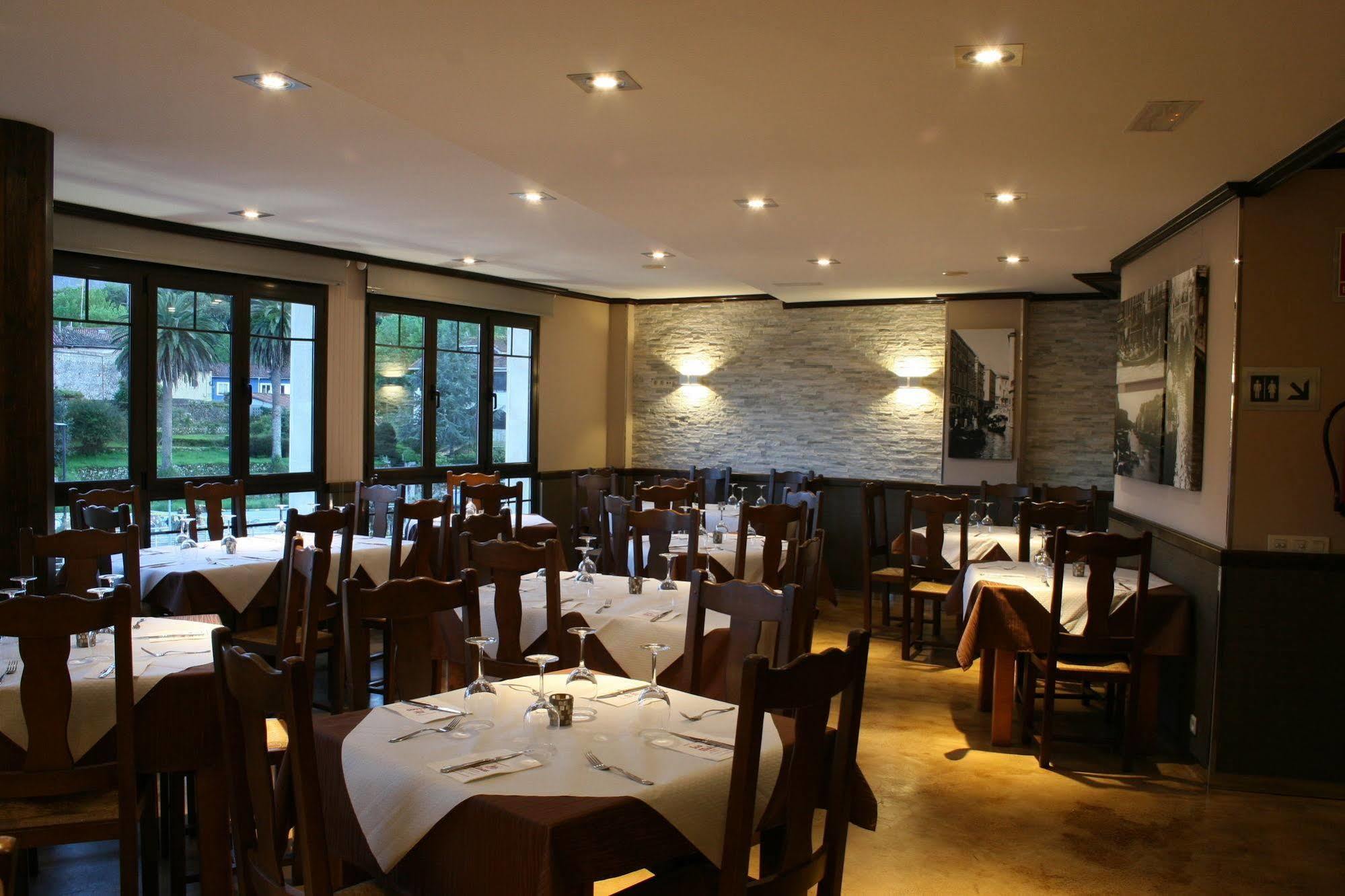 Hotel Molinos *